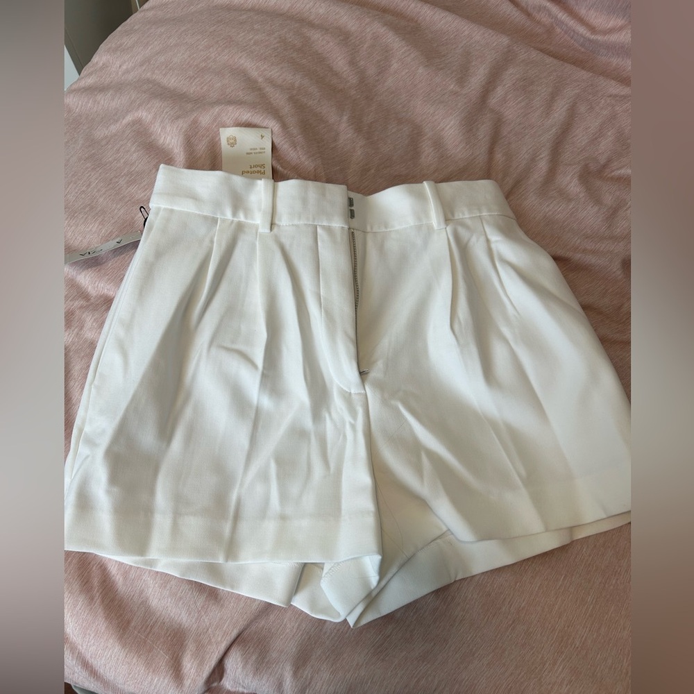 Aritzia pleated mini shorts